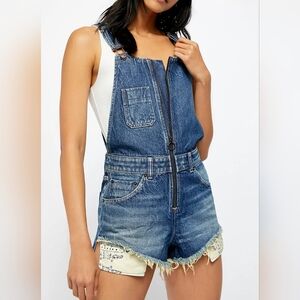 Free People - Sunkissed Short Overalls NWT- Size 28